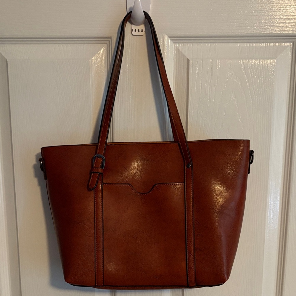 Elegant Brown Leather Tote Bag